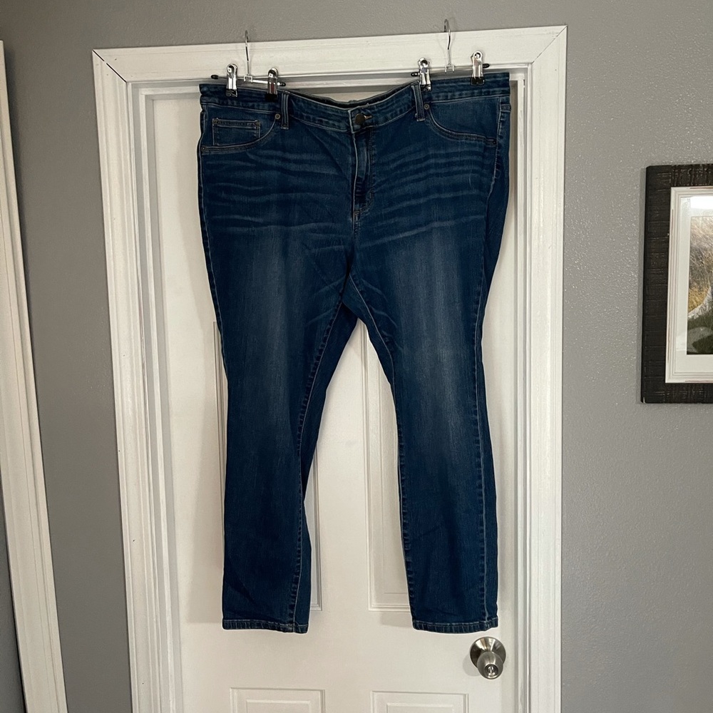 Universal Thread Jeans